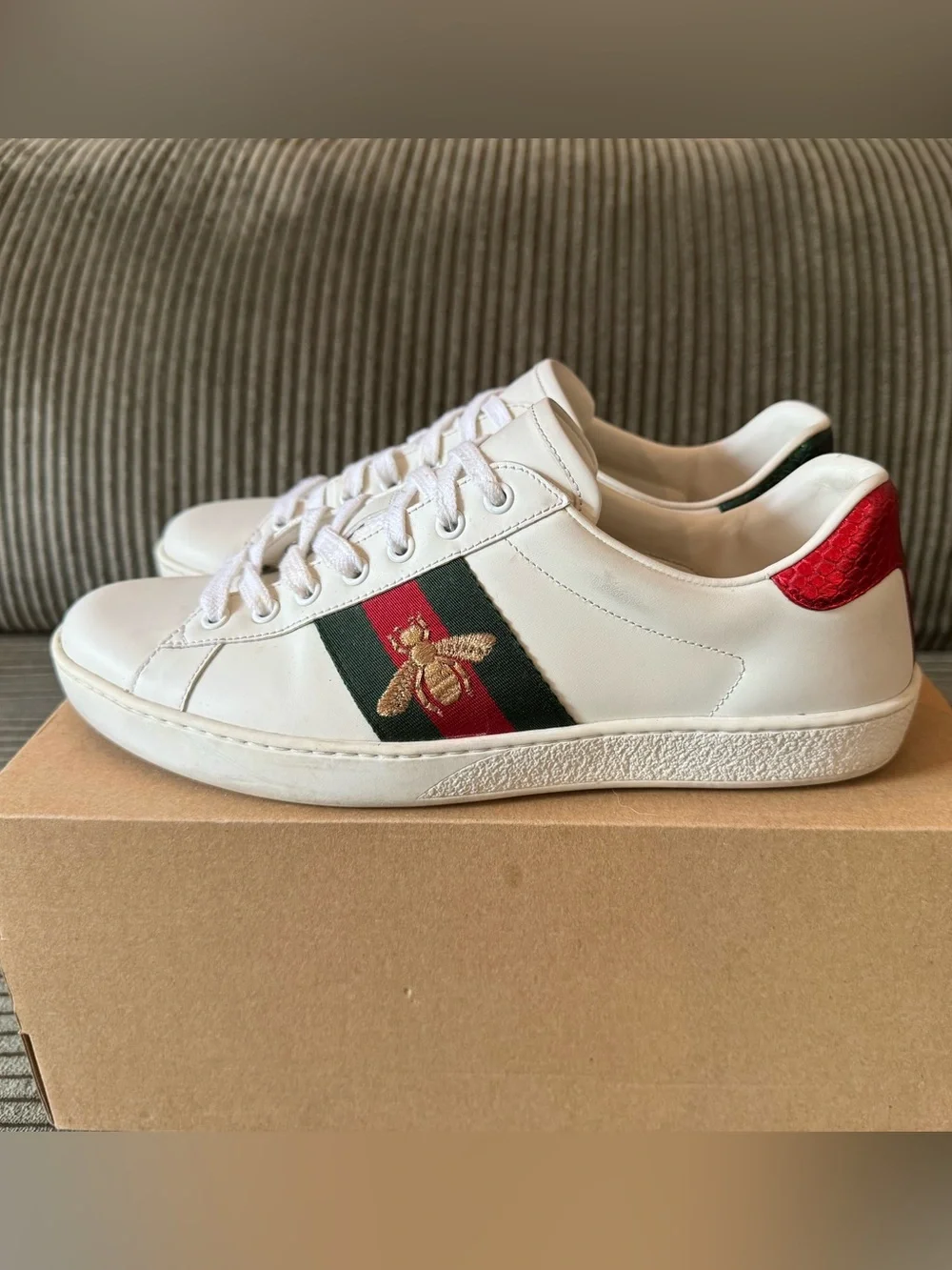 Gucci White Leather Sneakers with Green and Red Stripe and Gold Bee